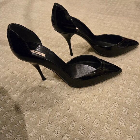 Miu Miu Patent Black Pumps - Picture 8 of 8
